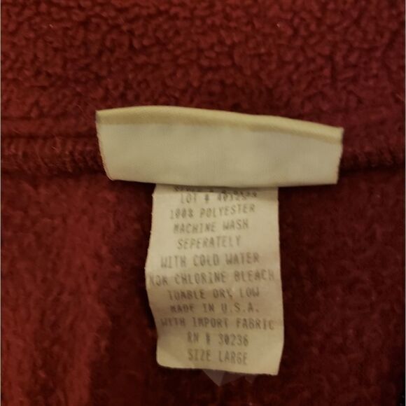 Alpine Ridge fleece dk majenta vest zipper front - Picture 3 of 5